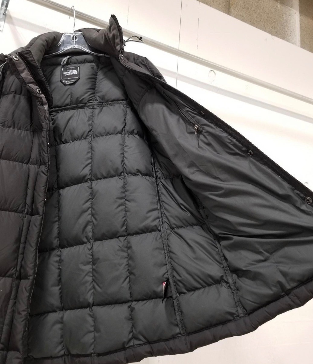 The North Face 550 Down Jacket Womens M Black Parka Hooded Puffer Long