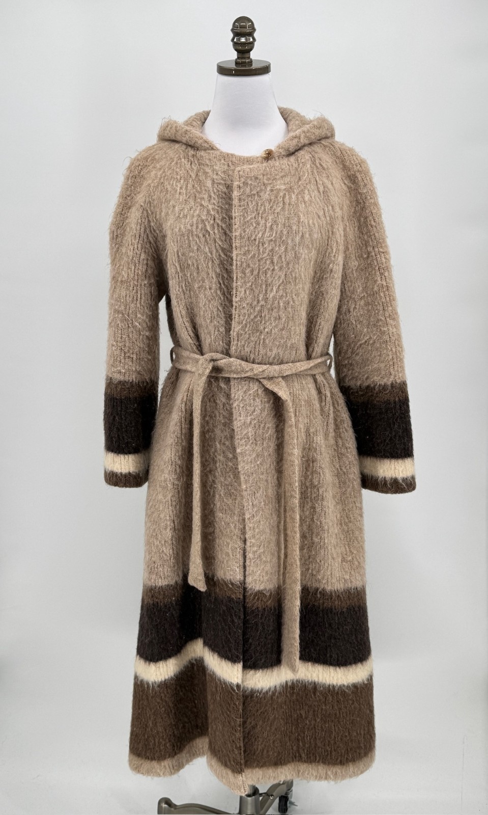 Vintage 70s Womens Hilda Ltd Icelandic Wool Beige Brown Belted Button Coat Sz L