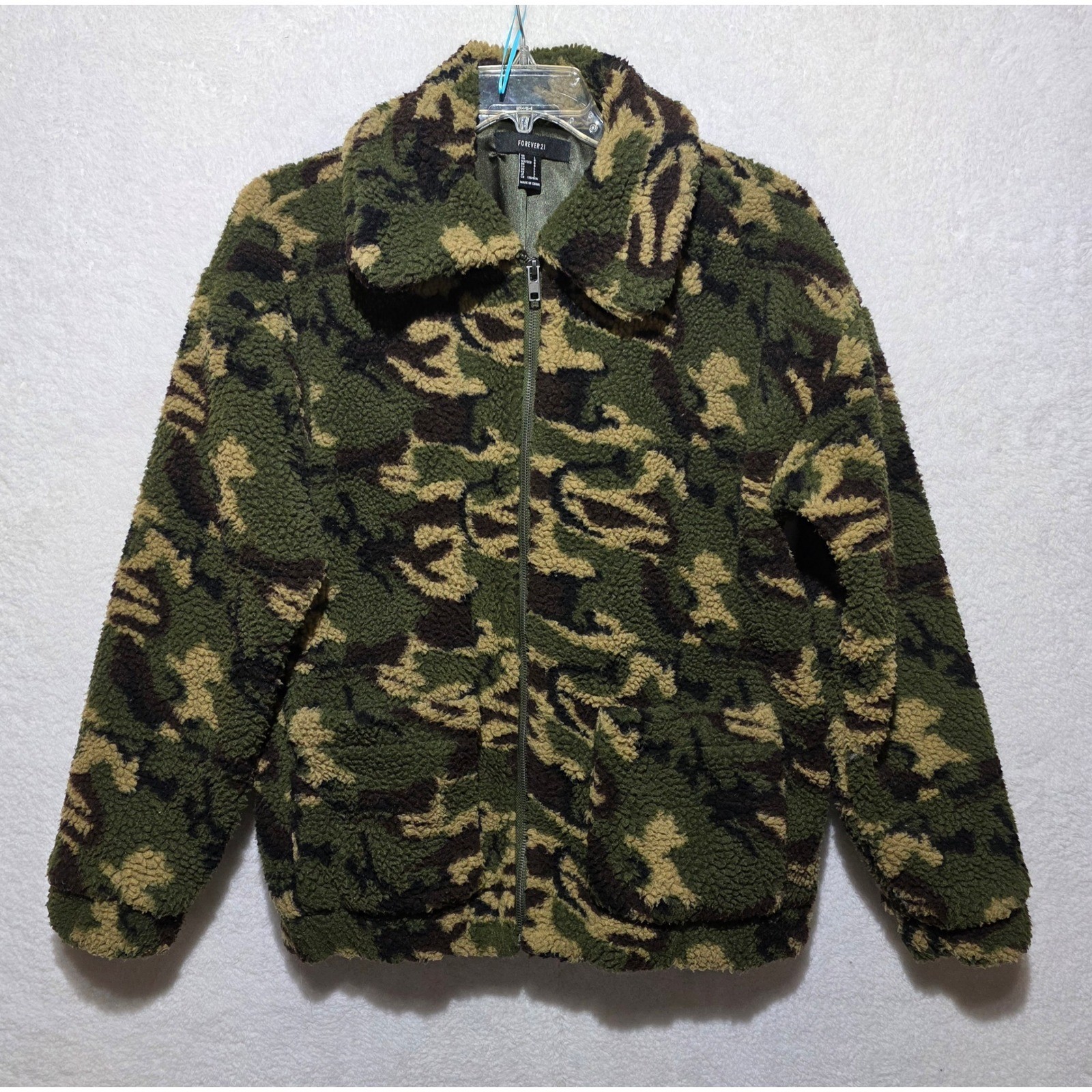 Forever 21 Camo Faux Shearling Sherpa Teddy Jacket Green Zip Up Collared Large