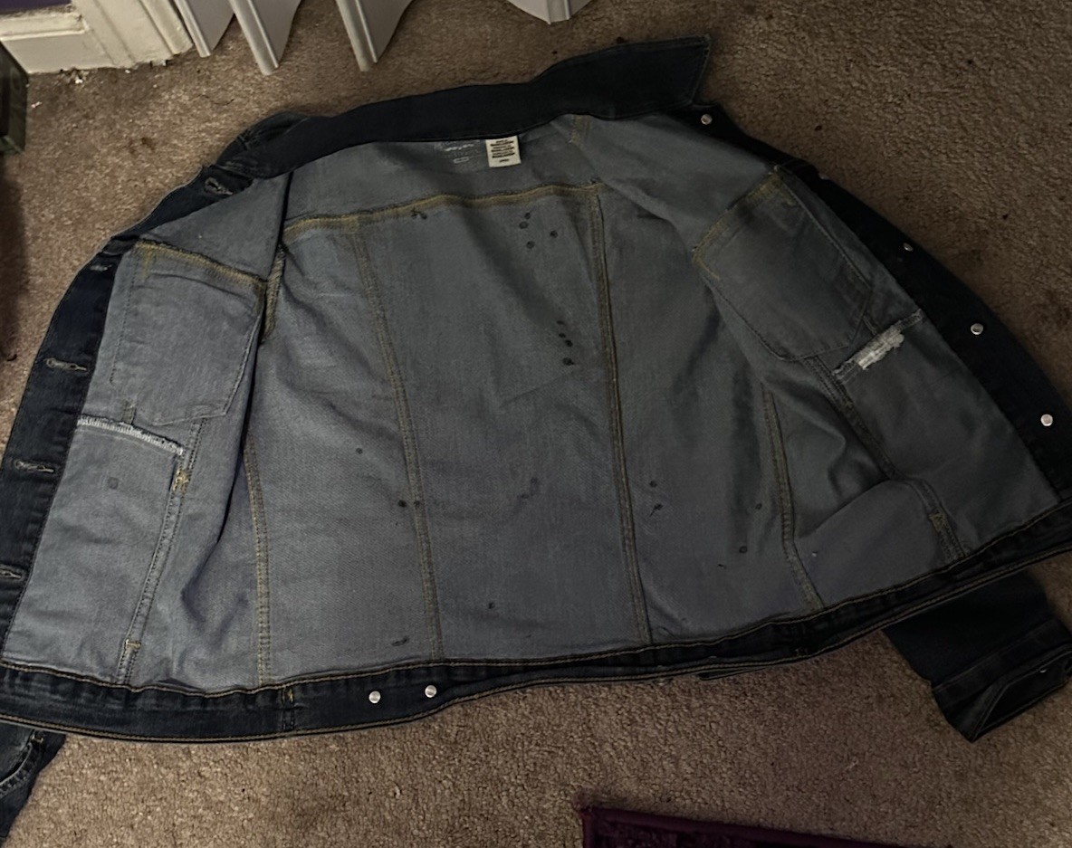 Women’s Signature Levi Stratus Gold Denim Jacket Size S Used Made In Bangladesh