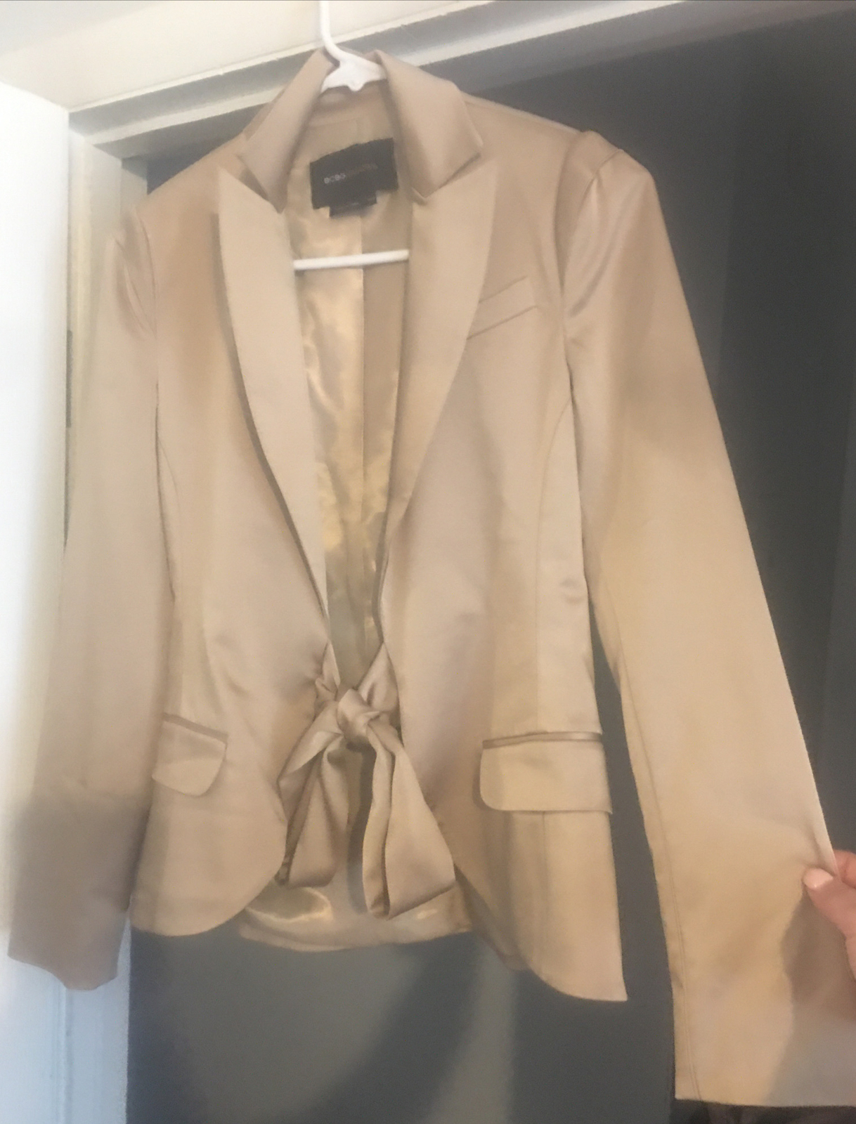 BCBG MAXAZRIA Tan Gold Shade Middle Tie Button Cuffs Acetate Size XXS