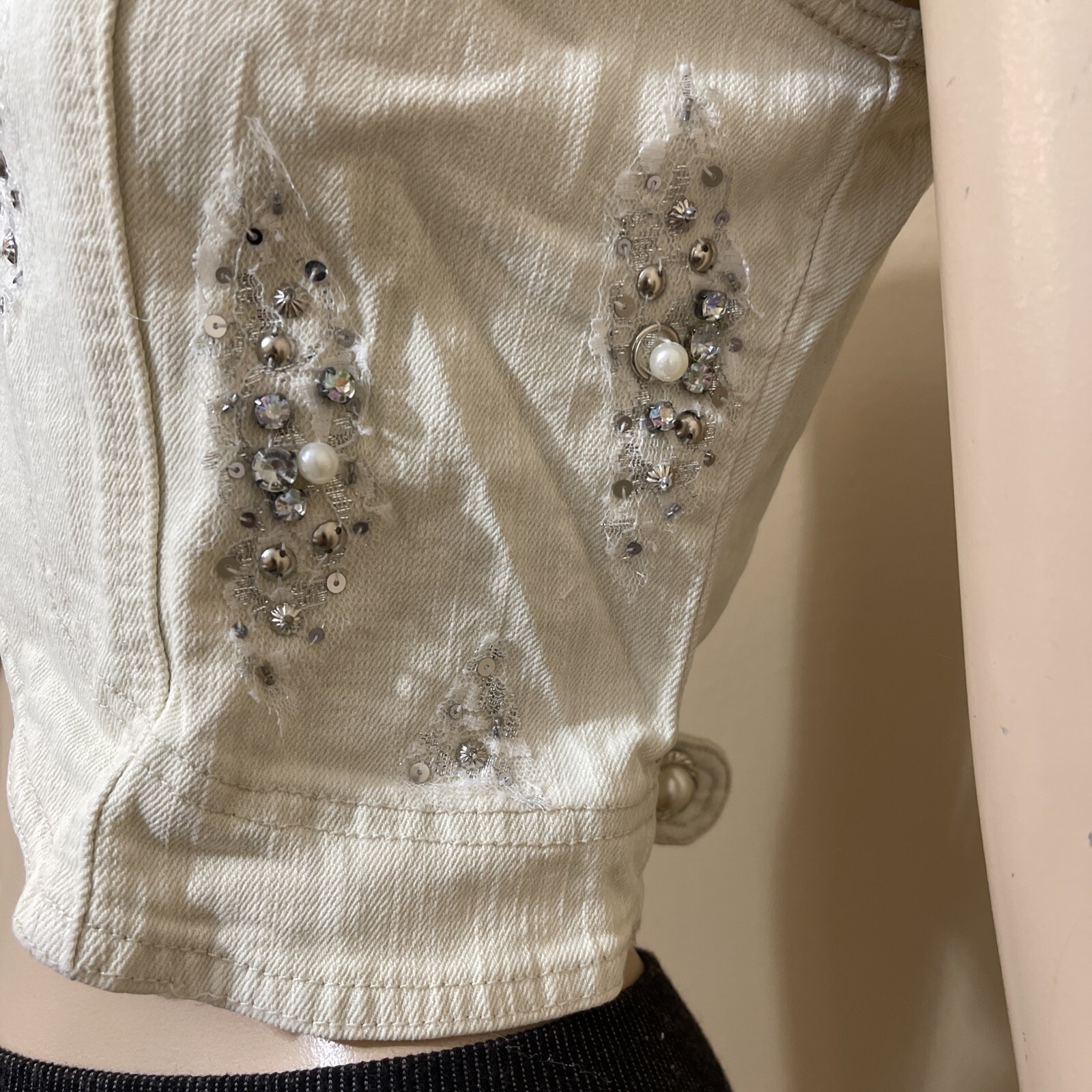 Women’s White Cotton Denim Casual Summer Stretch Slim Beaded Glitter Size M Vest