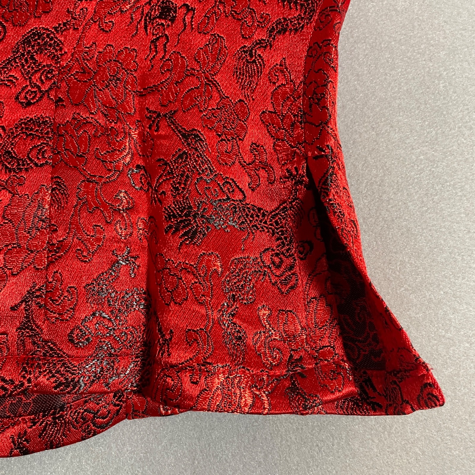 Lindsey Red Silk Brocade Cheongsam Qipao Vest Mandarin Collar Frog Button S