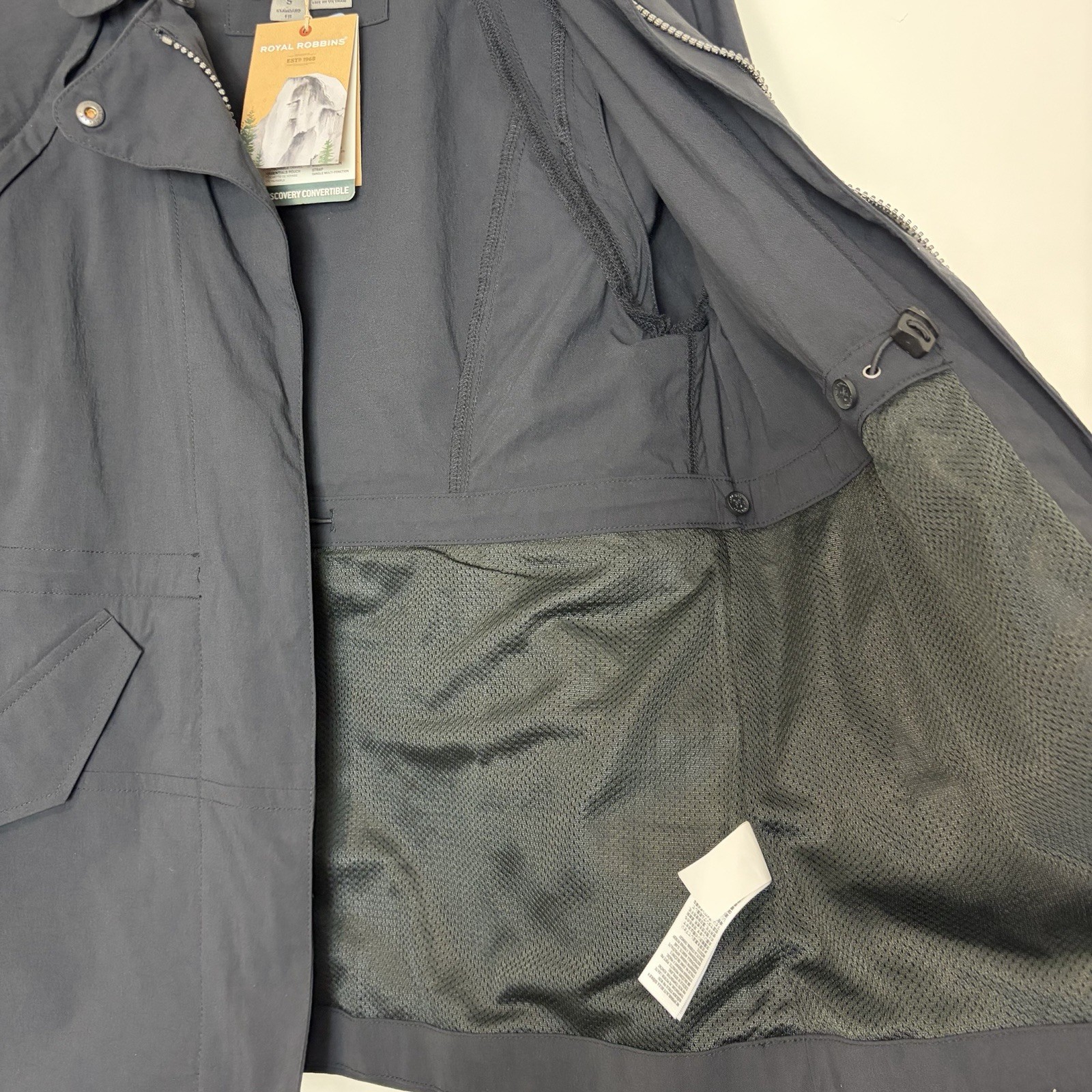 Royal Robbins Women’s Discovery Convertible Jacket II Size Small Jet Black NWT