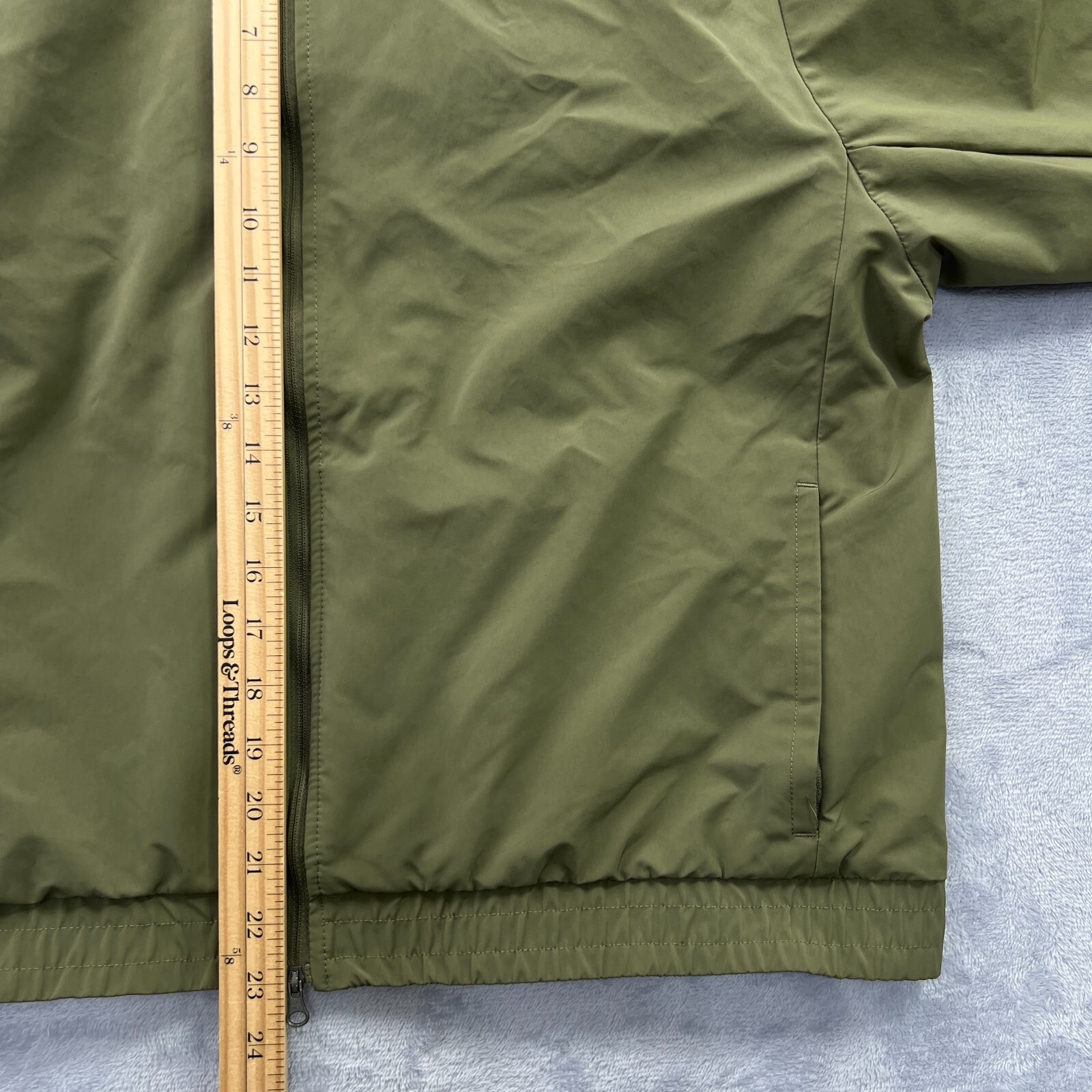 Nike Shield Bomber Jacket Womens XL Standard Fit Olive Green CK5858 222 Outdoors