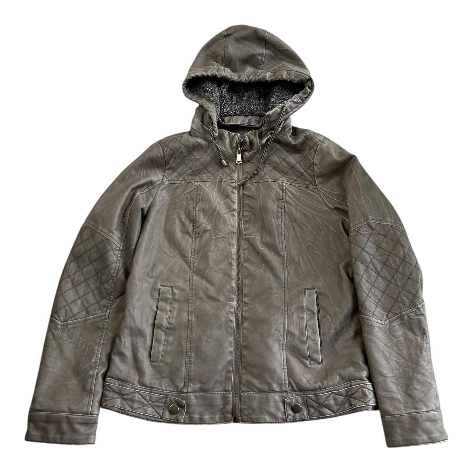BKE Buckle Outerwear Jacket Women’s Medium Gray Faux Leather Hooded Quilted Moto