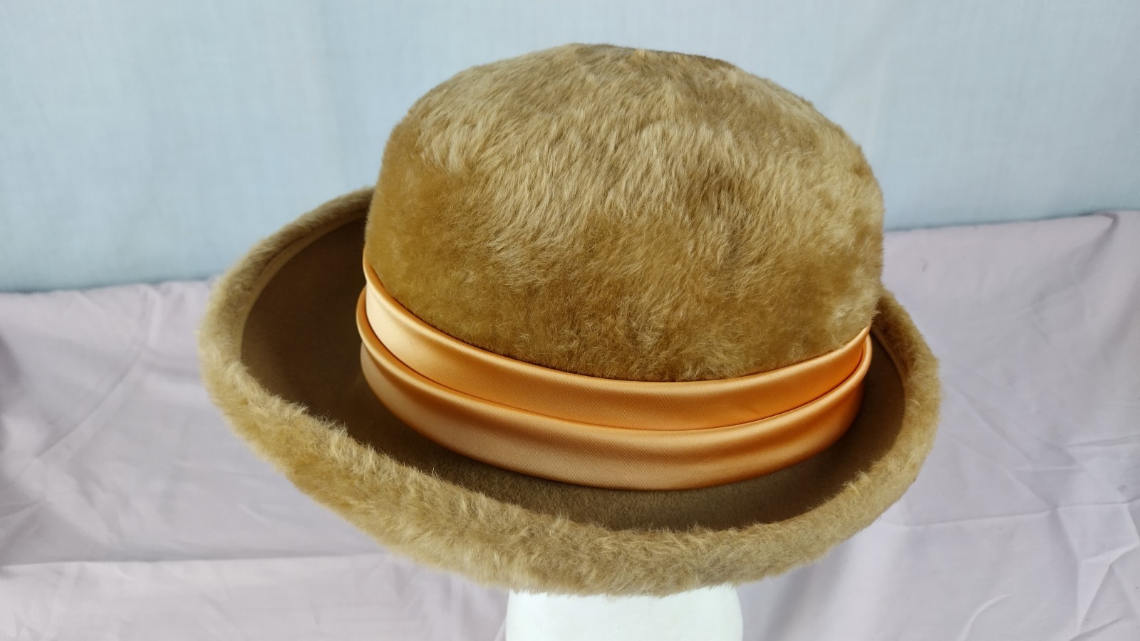 Vintage MCM Jean Arlett 1950s Fur City Australia Fashion Hat Satin Velvet Band