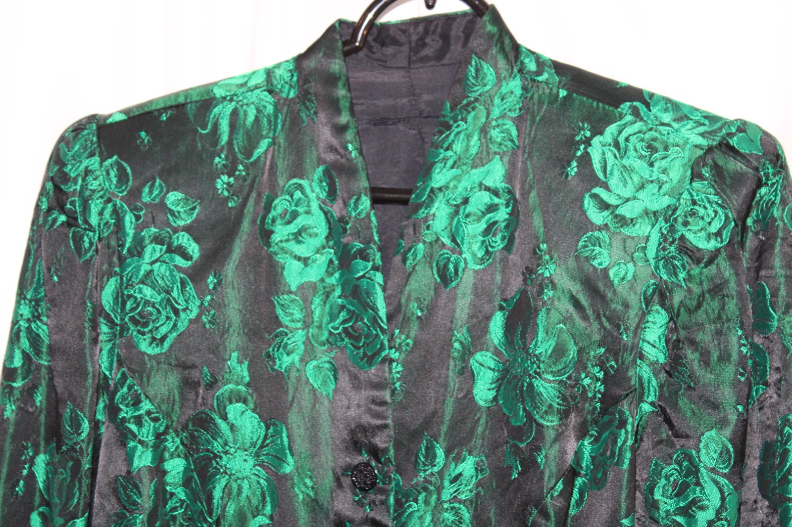 (EM) Black & Green Button Front Long Sleeve Fashion Jacket w/Ruffle Hem – Size M
